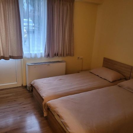Хотел Хисаря Haskovo Luaran gambar