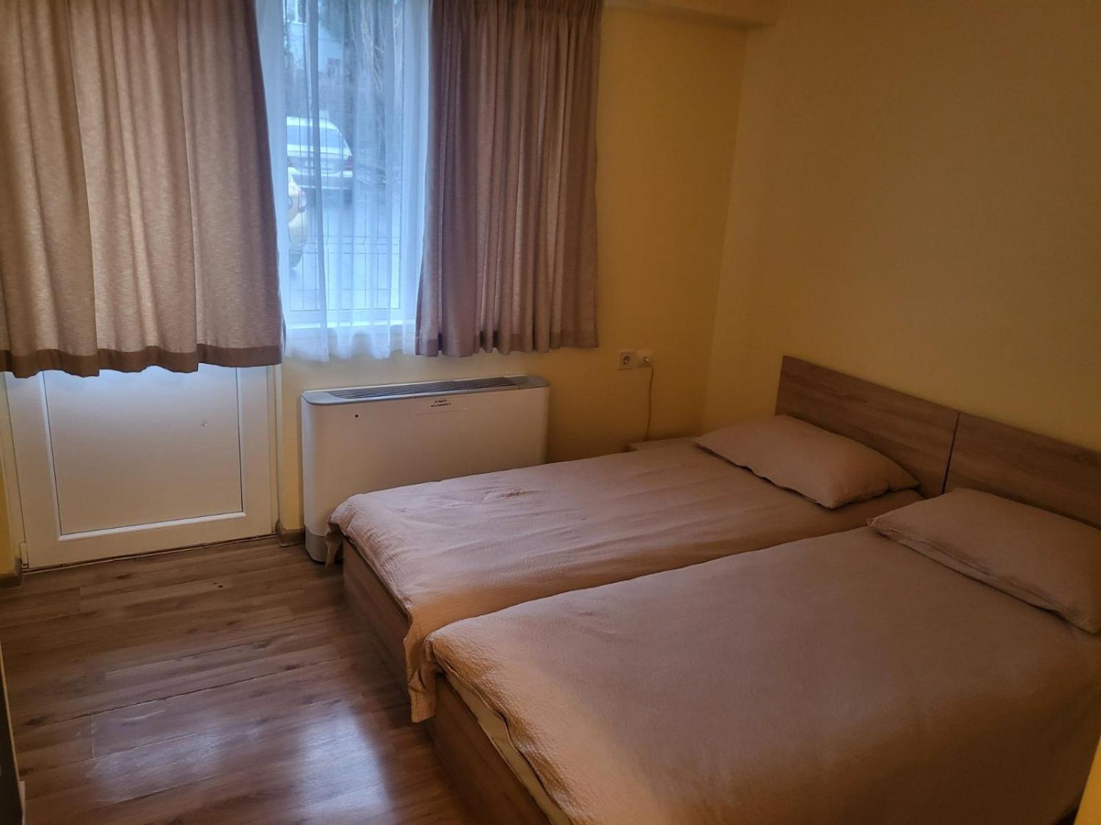 Хотел Хисаря Haskovo Luaran gambar
